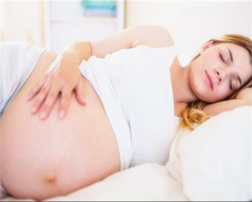 怀孕看肚脐判断男女的方法分享，通过三种方法判断男女