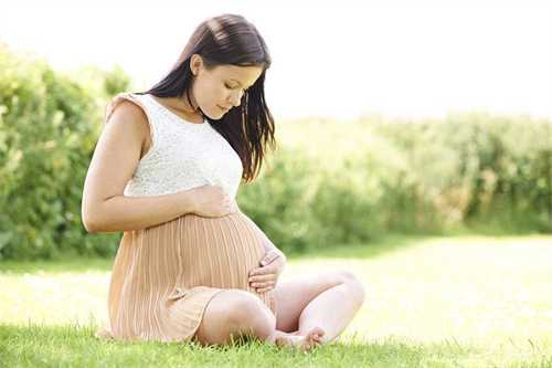 怀孕两个月肚子有点隐隐作痛是流产的症状吗 怀孕两个月胎停育有什么症状